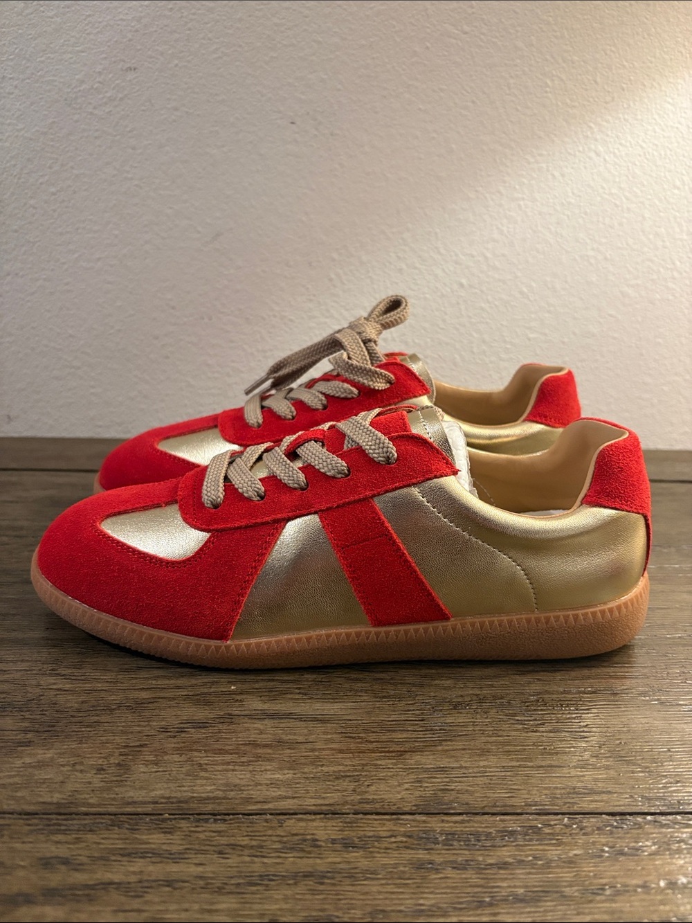 NIB [Lonza] Delta Red Metallic Gold Suede Runner Sneakers Women’s EU 39 / US 8.5 - Picture 7 of 16